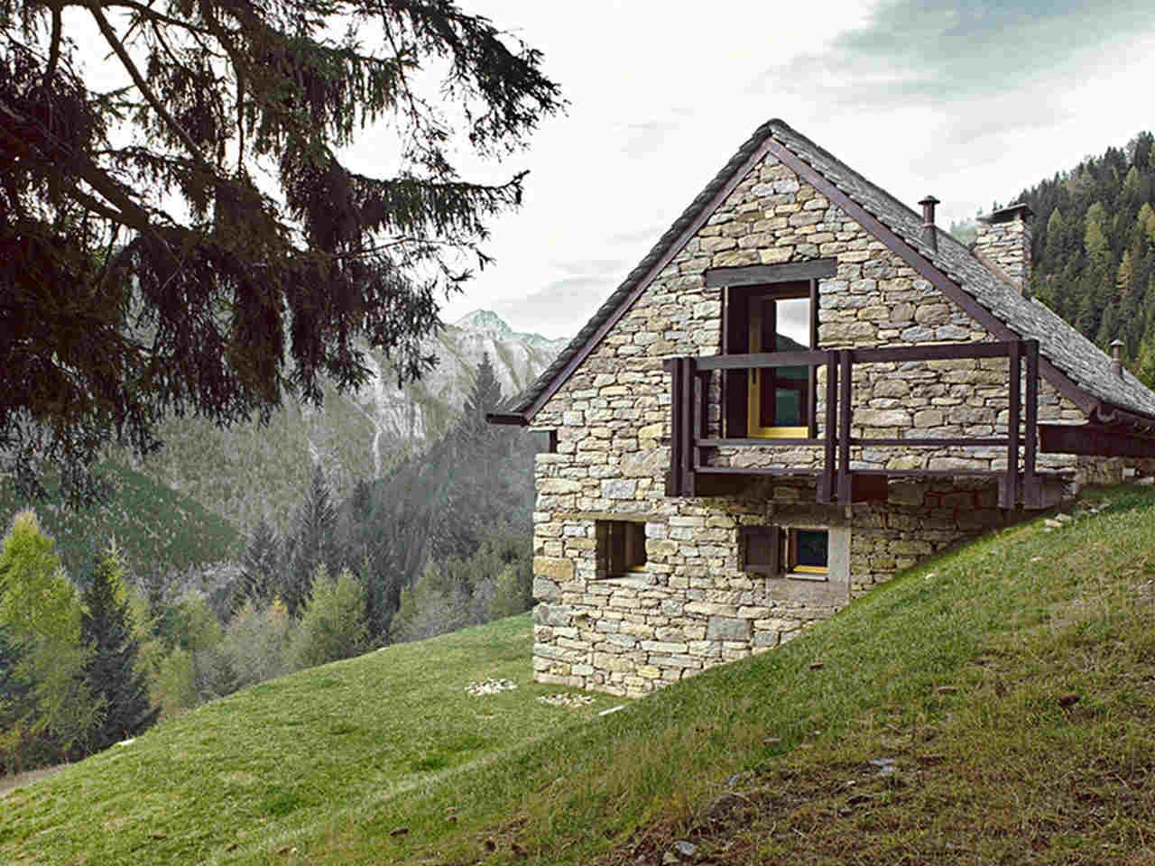 Doğanın içinde yazlık ev modelleri arasında sıralanan taş ev